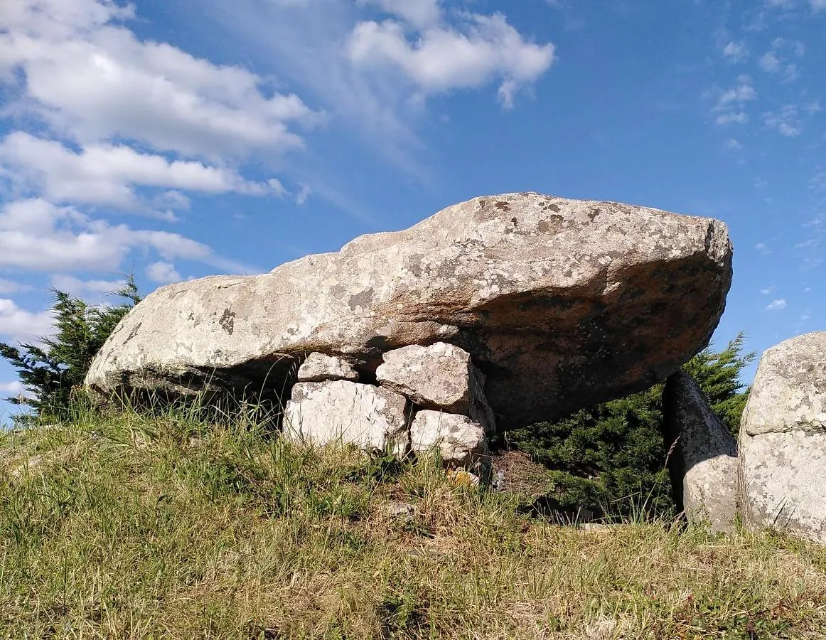 Apartment Le Studio Du Dolmen A Plouharnel